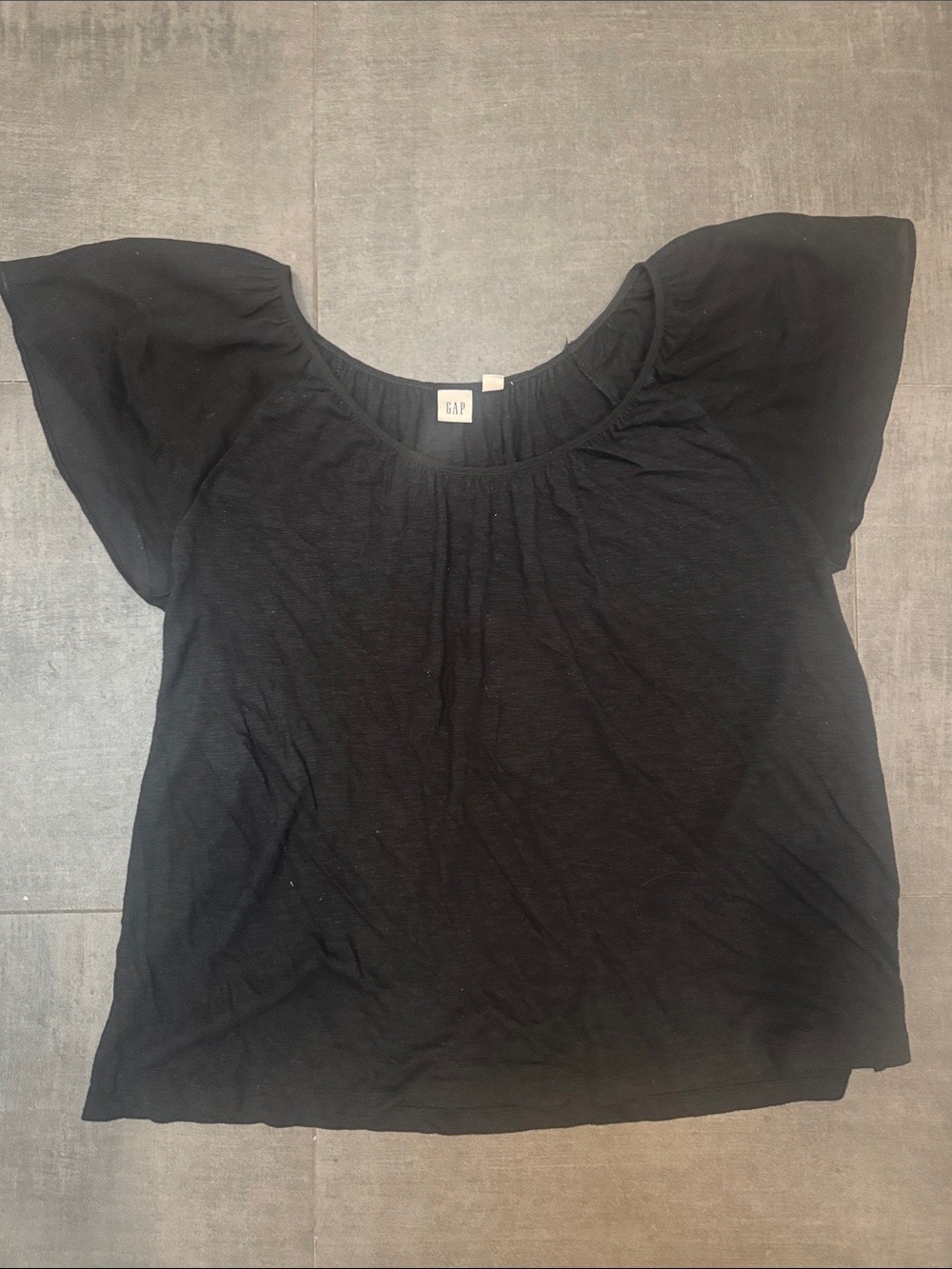 GAP Black Short Sleeve Scoop Neck Tee With Flutter Sleeves